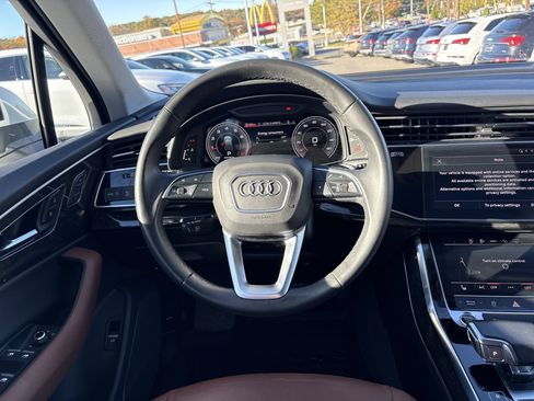 Certified 2022 Audi Q7 2.0T Premium w/ Convenience Package AWD/4WD image 7