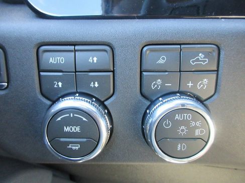 New 2026 GMC Sierra 2500 SLE w/ SLE Value Package; image 16