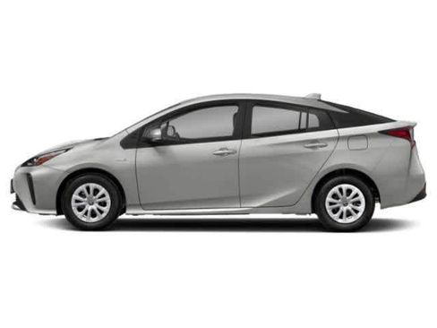 Certified 2022 Toyota Prius XLE image 3
