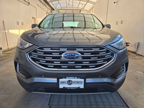 Used 2024 Ford Edge Titanium image 8
