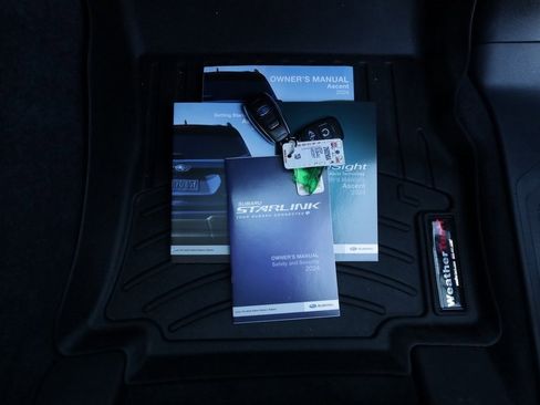 Used 2024 Subaru Ascent Touring image 44