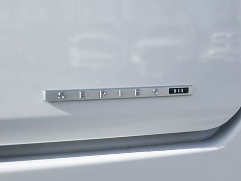 Used 2022 Jeep Wagoneer Series III w/ Rear Seat Video Group 1 image 54