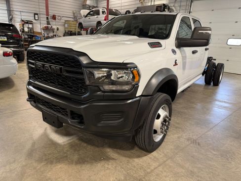 Used 2024 RAM 5500 Tradesman AWD/4WD image 39