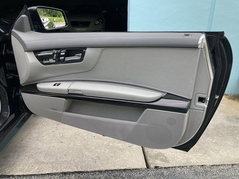 Used 2012 Mercedes-Benz CL 63 AMG image 33