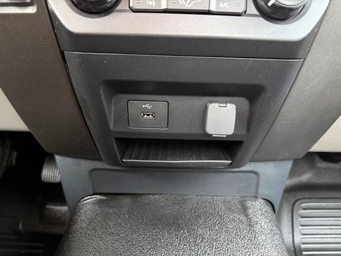 Used 2022 Ford F350 XL w/ Power Equipment Group RWD image 18