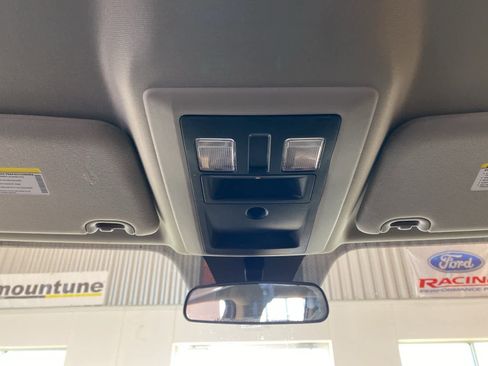 Used 2019 RAM 1500 Classic SLT image 13