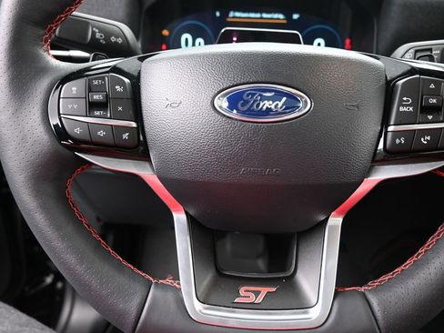 Used 2025 Ford Explorer ST w/ Sun And Sound Package image 15