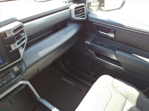 Used 2024 Toyota Tundra SR5 w/ SR5 Premium Package AWD/4WD image 34