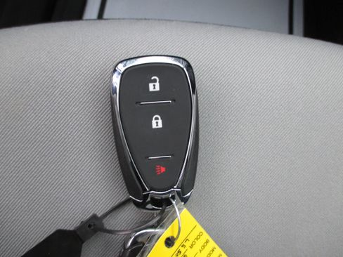 Used 2020 Chevrolet Equinox LS w/ LS Convenience Package image 20