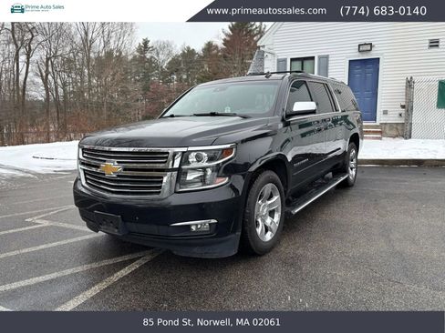 Used 2015 Chevrolet Suburban LTZ image 3