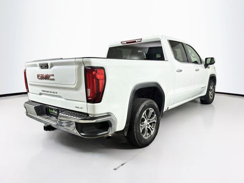 Used 2025 GMC Sierra 1500 SLT RWD image 9