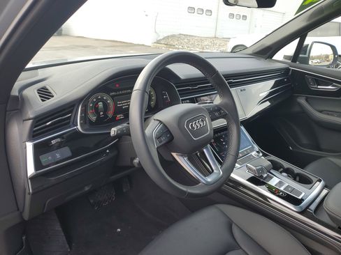Used 2025 Audi Q7 2.0T Premium Plus w/ Premium Plus Package image 10