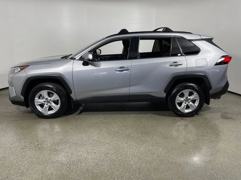 Used 2020 Toyota RAV4 XLE image 6