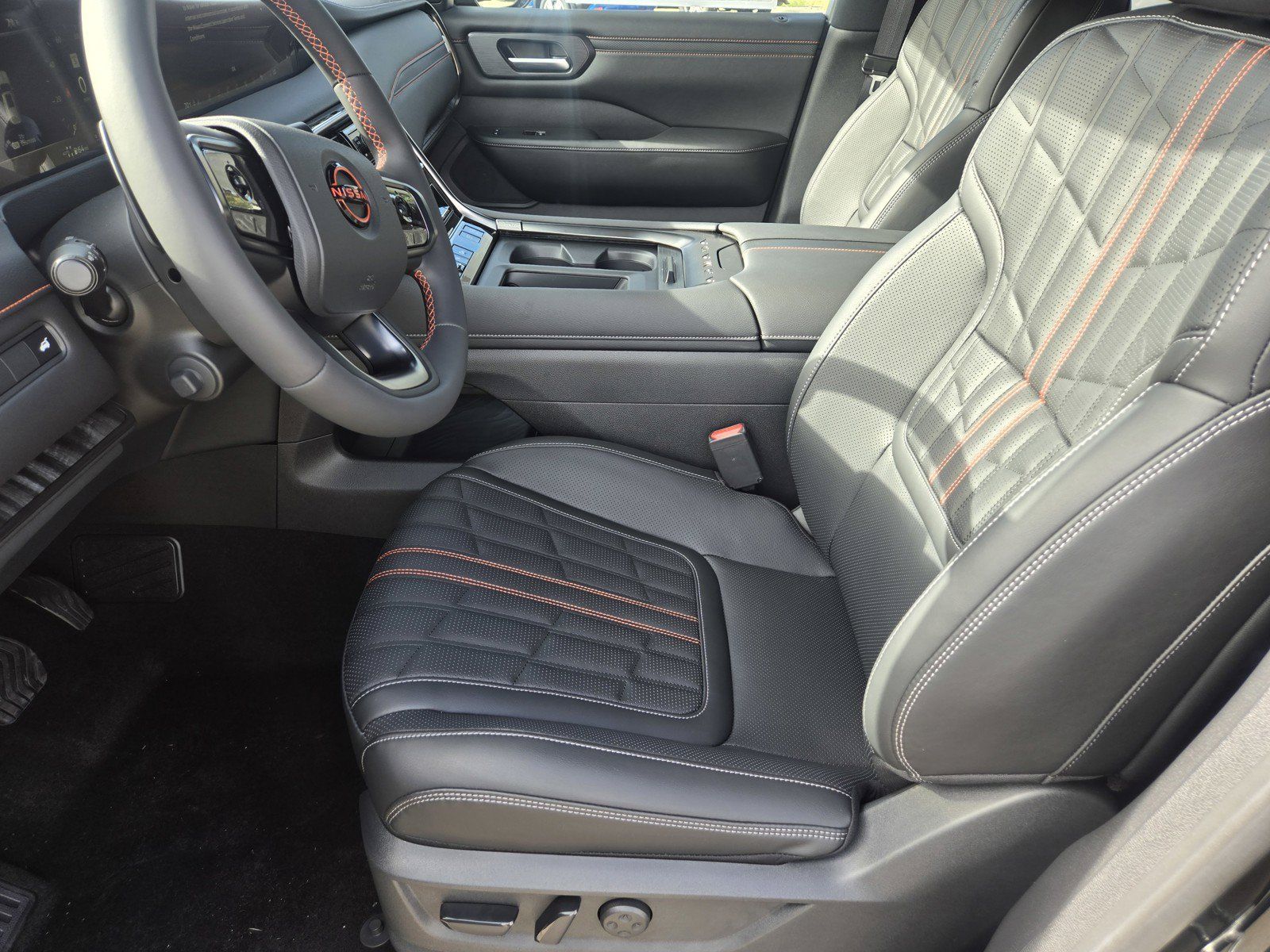 New 2026 Nissan Armada PRO-4X AWD/4WD image 9