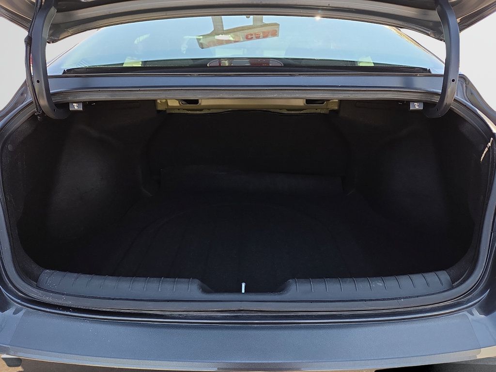 Used 2021 Hyundai Elantra SEL FWD image 10