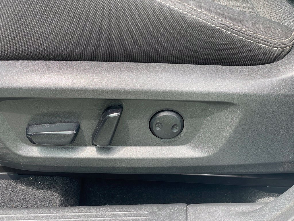 Certified 2023 Nissan Rogue SV AWD/4WD image 14