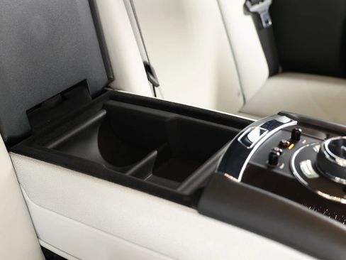 Used 2019 Rolls-Royce Ghost image 85
