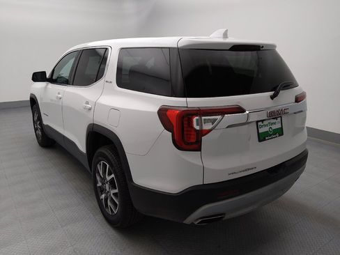 Used 2022 GMC Acadia SLE FWD image 5