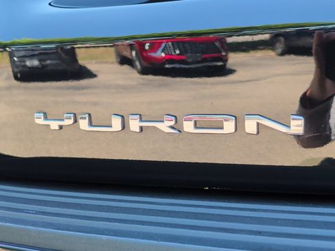 Used 2025 GMC Yukon Denali AWD/4WD image 41