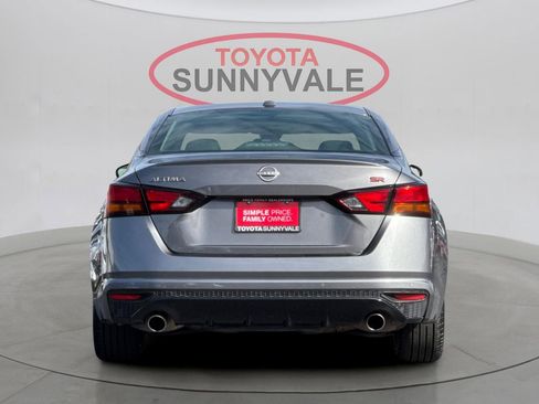 Used 2024 Nissan Altima 2.5 SR image 8