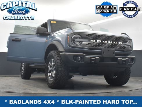 Used 2025 Ford Bronco Badlands image 35