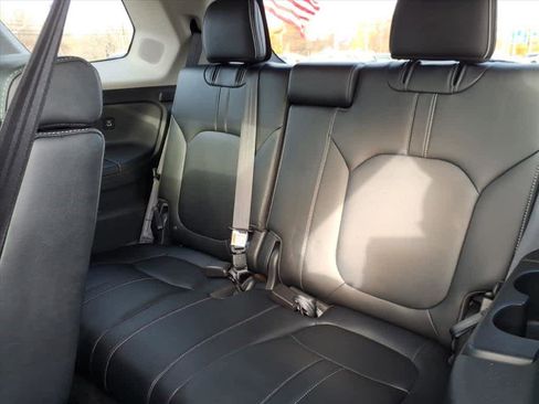 Used 2023 Honda Pilot Elite image 14