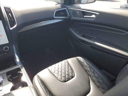 Used 2023 Ford Edge Titanium AWD/4WD image 24