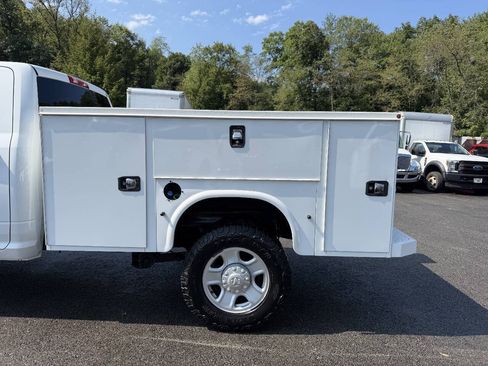 Used 2023 RAM 2500 Tradesman AWD/4WD image 4