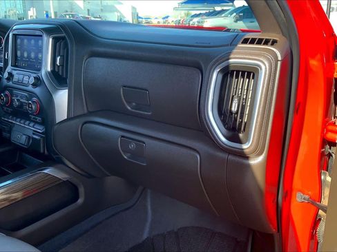 Used 2019 Chevrolet Silverado 1500 RST image 19