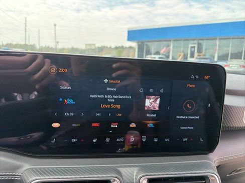 Used 2025 Ford Mustang GT Premium image 21