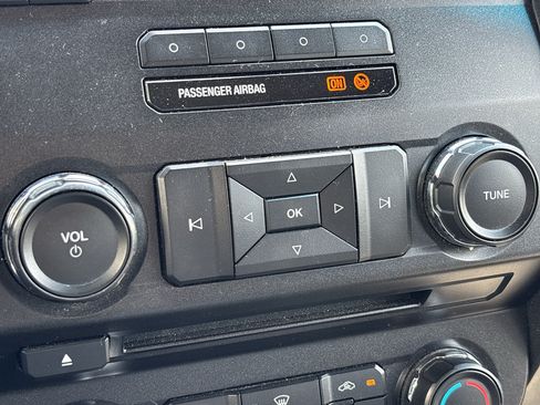Used 2018 Ford F250 XL w/ Power Equipment Group AWD/4WD image 24