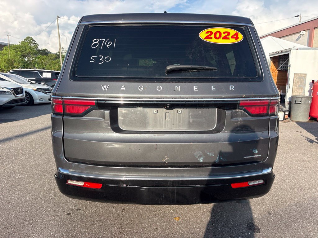 Used 2024 Jeep Wagoneer Series III AWD/4WD image 4