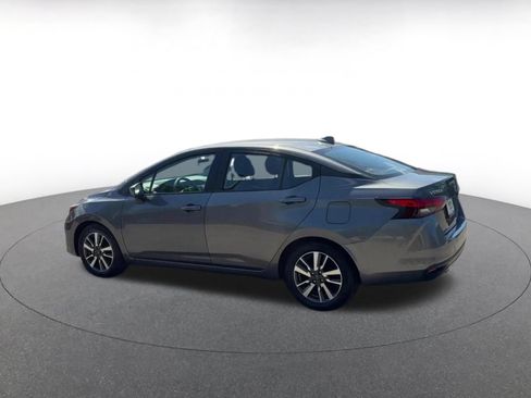 Used 2025 Nissan Versa SV FWD image 9
