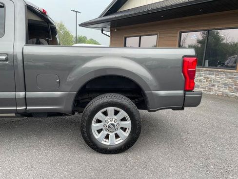 Used 2017 Ford F250 Platinum w/ Platinum Ultimate Package AWD/4WD image 4