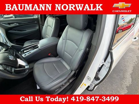 Used 2024 Buick Enclave Essence w/ Sport Touring Edition FWD image 14