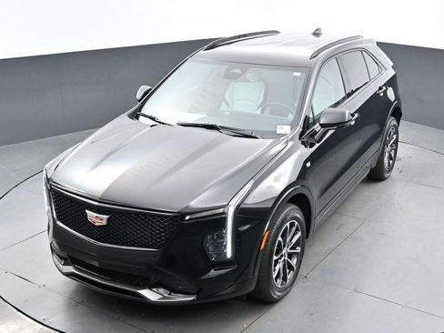 Certified 2024 Cadillac XT4 Sport AWD/4WD image 37