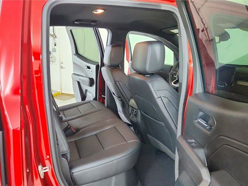 Used 2026 Chevrolet Colorado LT w/ LT Convenience Package AWD/4WD image 35