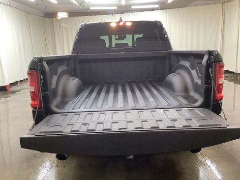 Used 2025 RAM 1500 Laramie w/ Sport Appearance Package AWD/4WD image 7