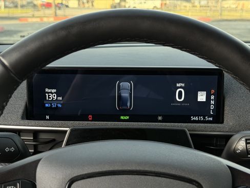 Used 2021 Ford Mustang Mach-E Premium image 22