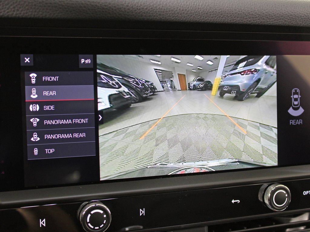 Certified 2026 Porsche Macan AWD/4WD image 27