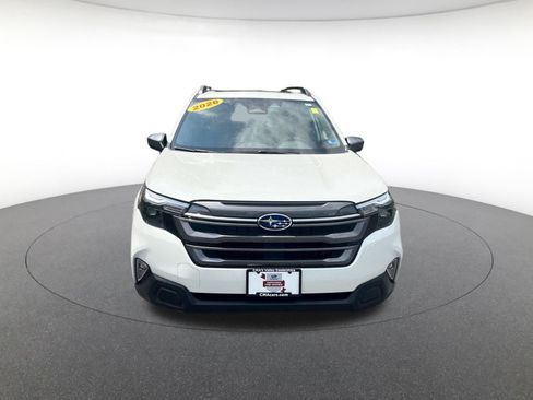 Certified 2026 Subaru Forester Premium w/ Premium/Limited Package AWD/4WD image 2