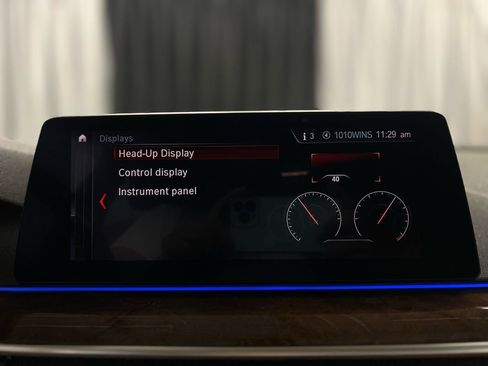 Used 2019 BMW 540i xDrive w/ Convenience Package image 35