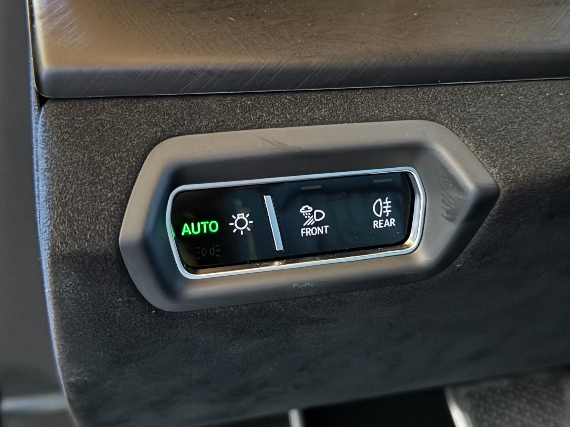 Used 2024 Lamborghini Urus Performante AWD/4WD image 18