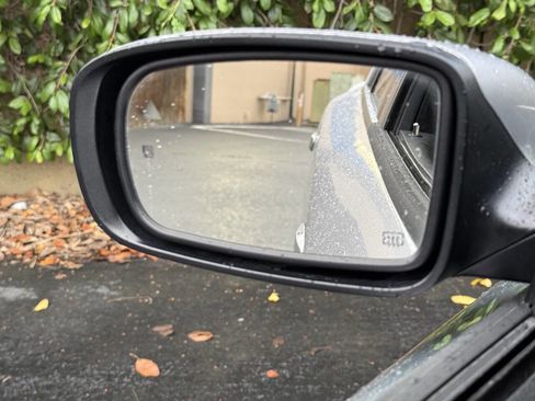 Used 2016 Dodge Charger SRT w/ Harman/Kardon Audio Group image 34