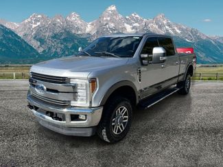 Used 2017 Ford F350 Lariat w/ Lariat Ultimate Package AWD/4WD video 1