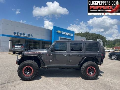 Used 2021 Jeep Wrangler Unlimited Rubicon AWD/4WD image 3