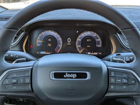 New 2025 Jeep Grand Cherokee Limited w/ Luxury Tech Group II image 26