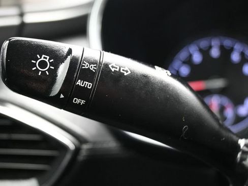 Used 2022 Hyundai Santa Fe SEL FWD image 31