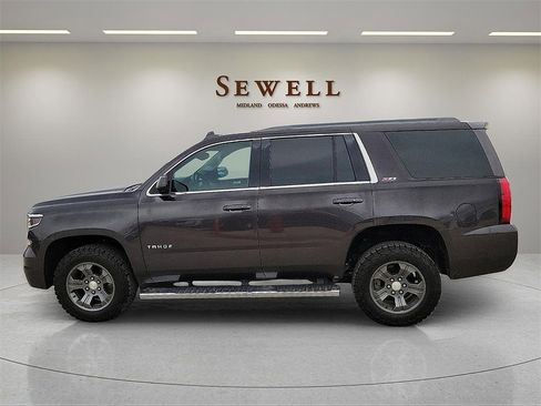Used 2016 Chevrolet Tahoe LT w/ Luxury Package image 2