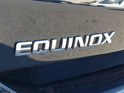 Used 2021 Chevrolet Equinox LT image 40